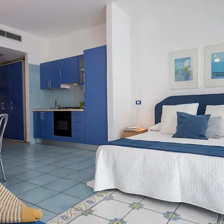 Aparthotel Angelina 2*